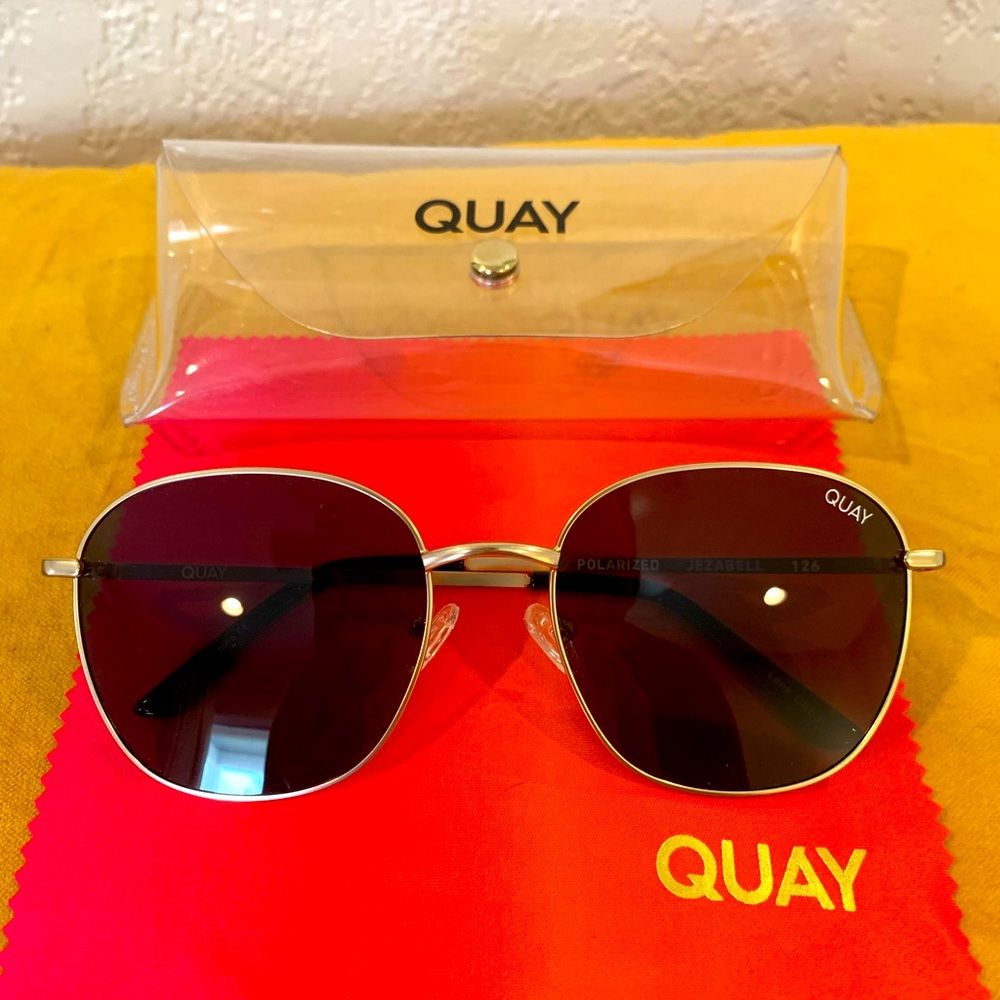 **ON HOLD** QUAY Australia Gold/Smoke Jezabelle